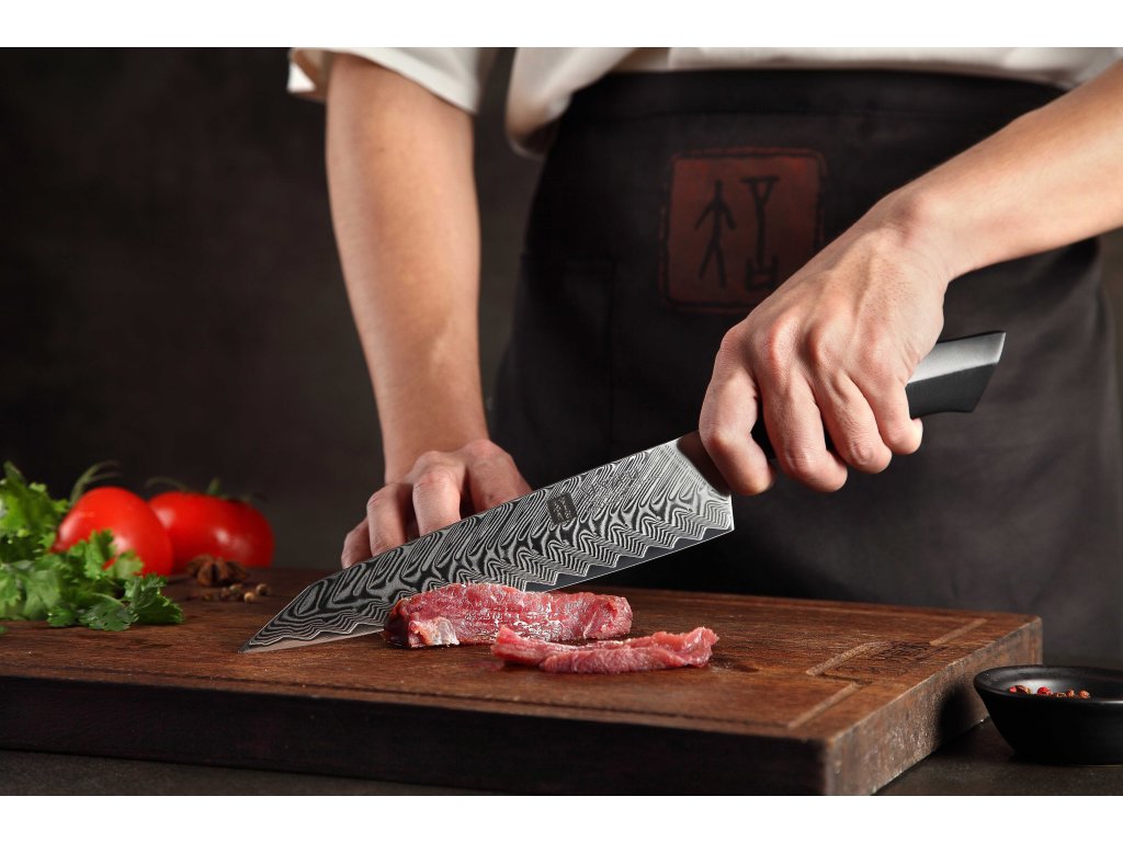 Schneiden mit dem Fleischmesser XinZuo Feng B32