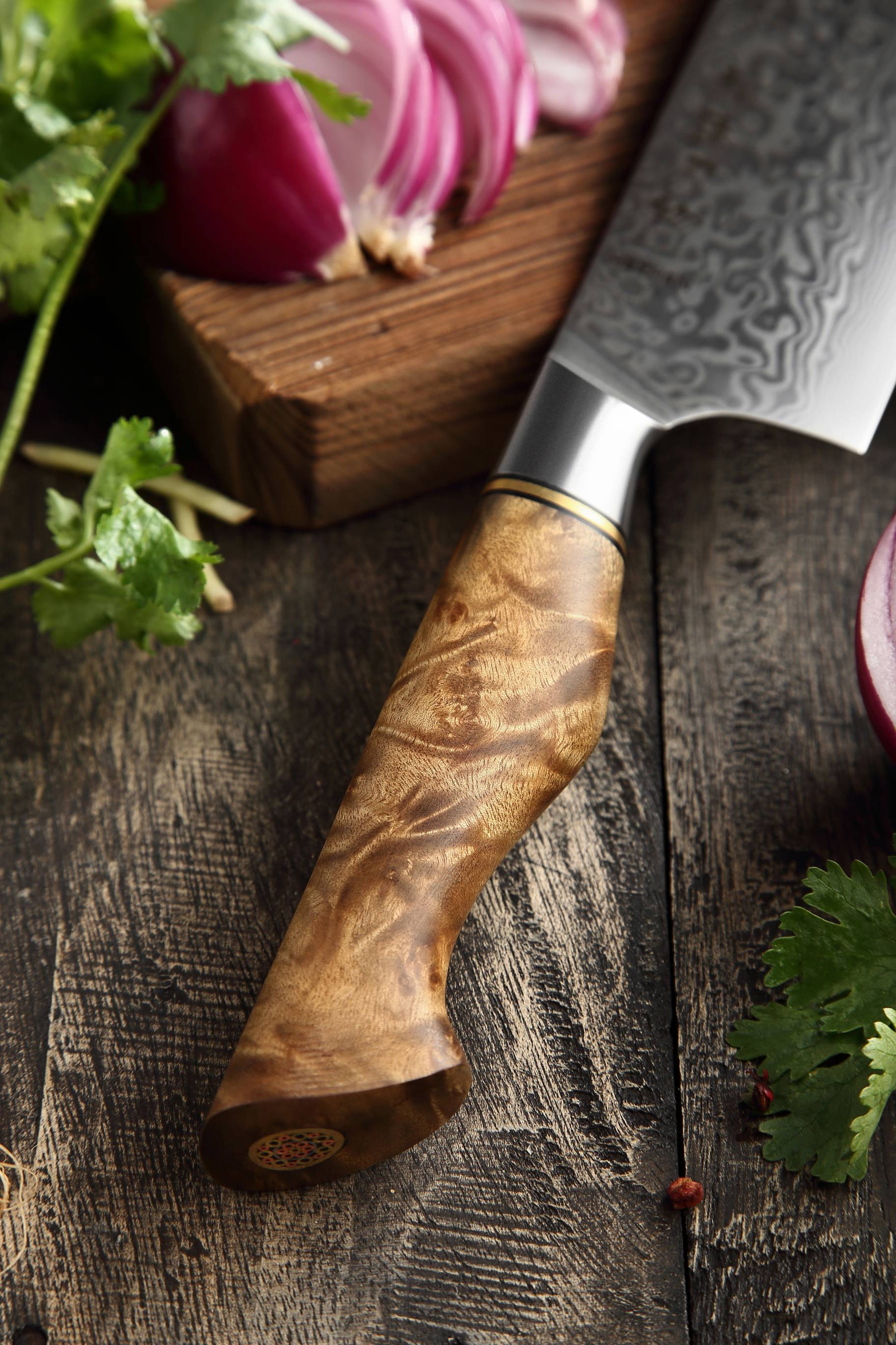 Der Griff des Nakiri-Messers HEZHEN Master B30