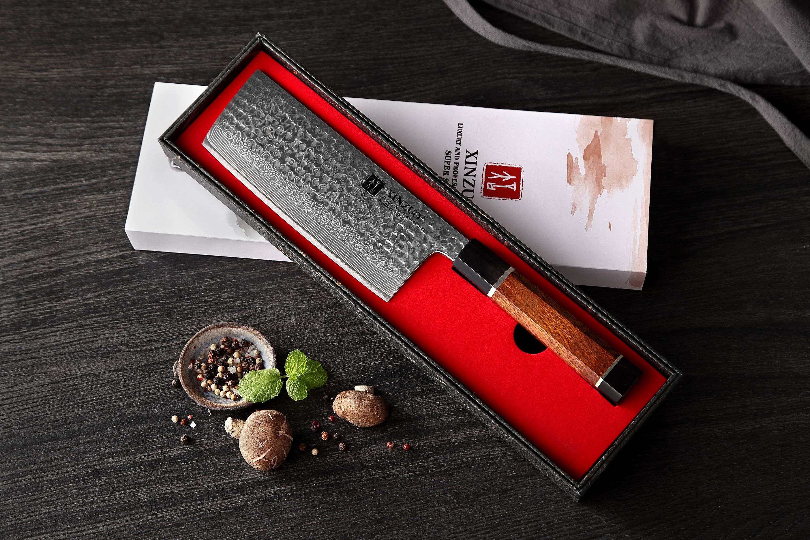 Nakiri Messer XinZuo Zhen PM8 in der Geschenkbox