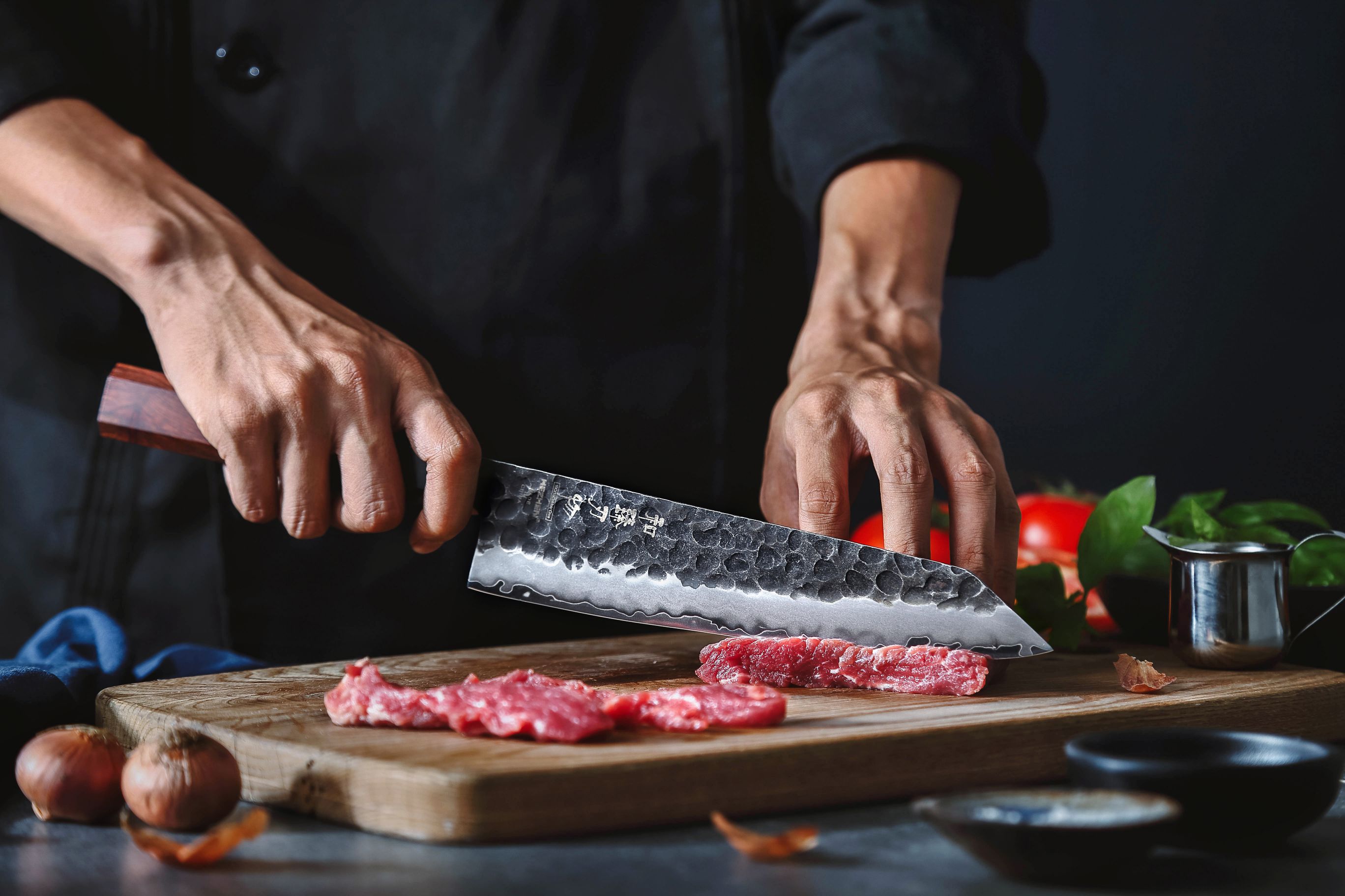 Schneiden mit dem Kochmesser HEZHEN PM8S
