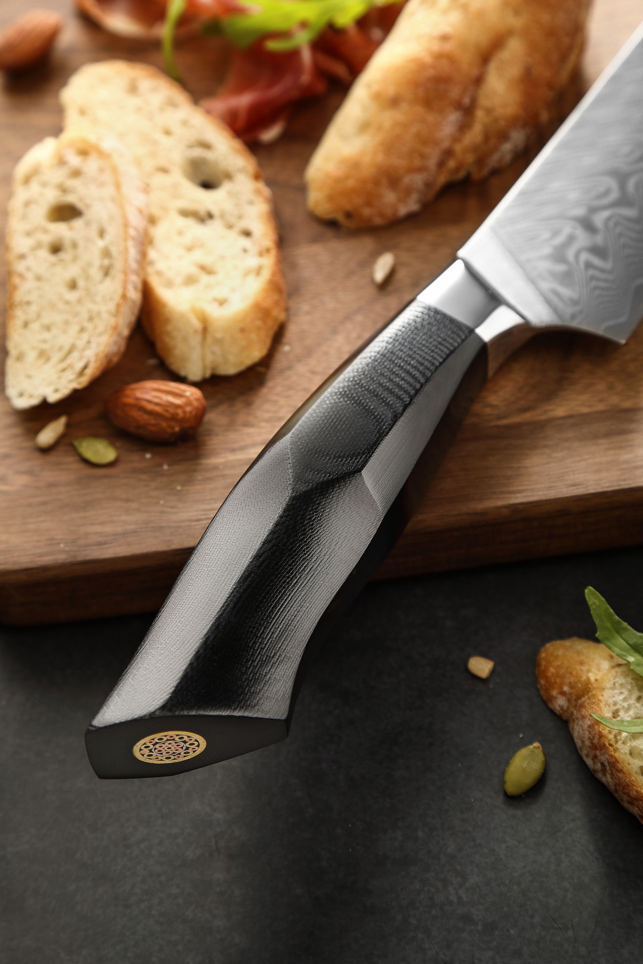 Der Griff des Brotmessers XinZuo Feng B32