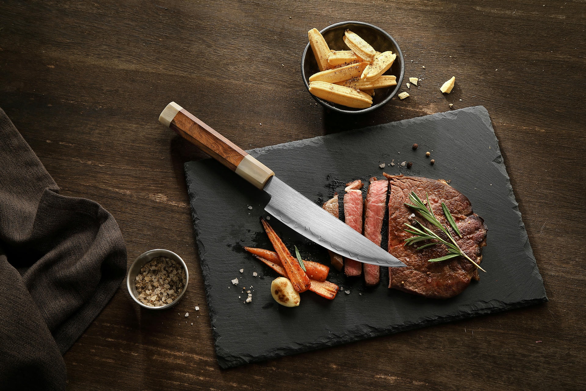 Vorschau des Steak Schneidens mit dem Steakmesser XinZuo Zhen X05Z