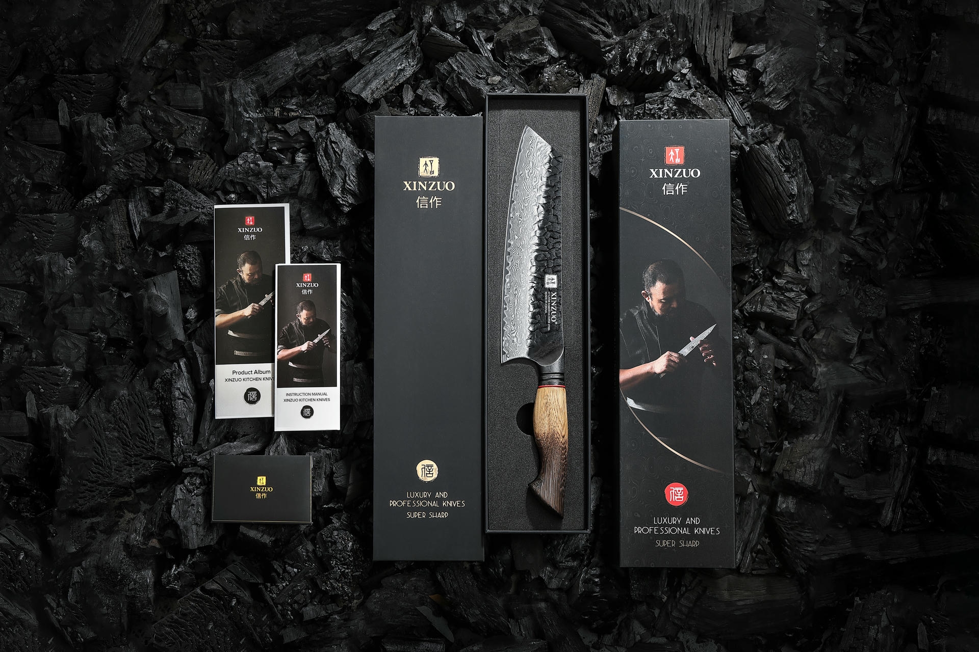 Küchenmesser aus der Serie Mo ist in einer luxuriösen Geschenkbox in Schwarz verpackt