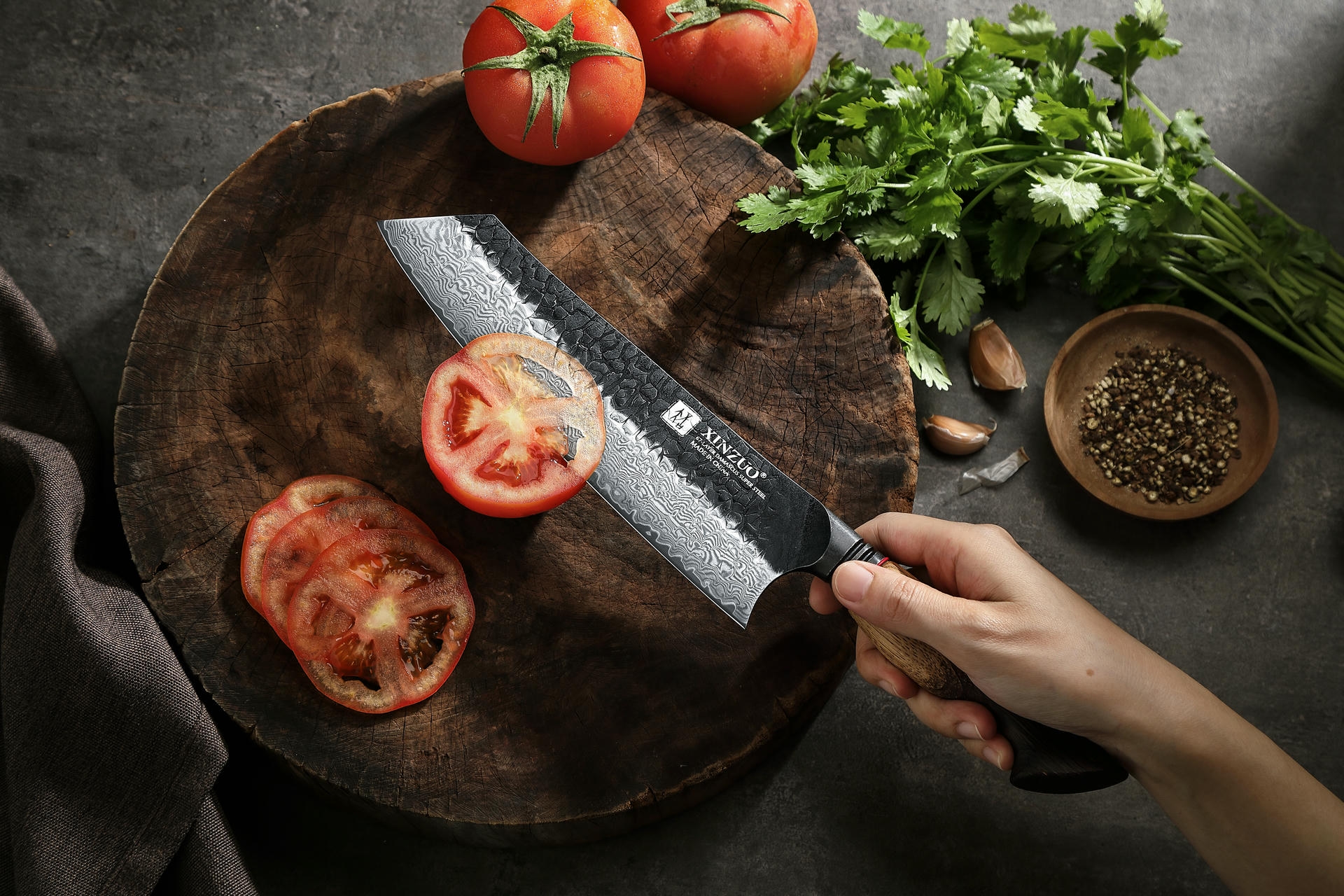 Schneiden mit dem kochmesser Bunka XinZuo Mo