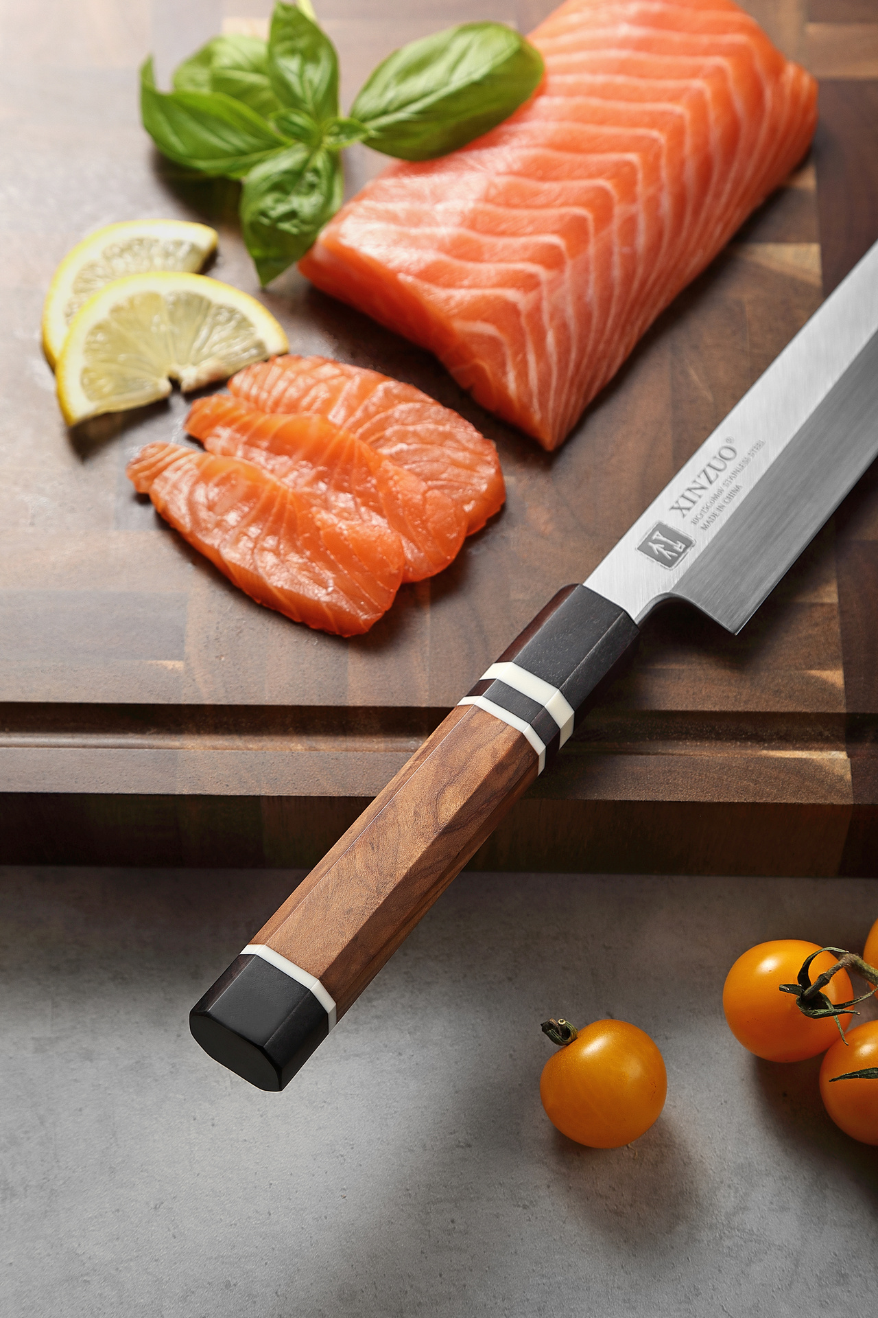 Der Griff des XinZuo Sashimi Messer F3S 30 cm