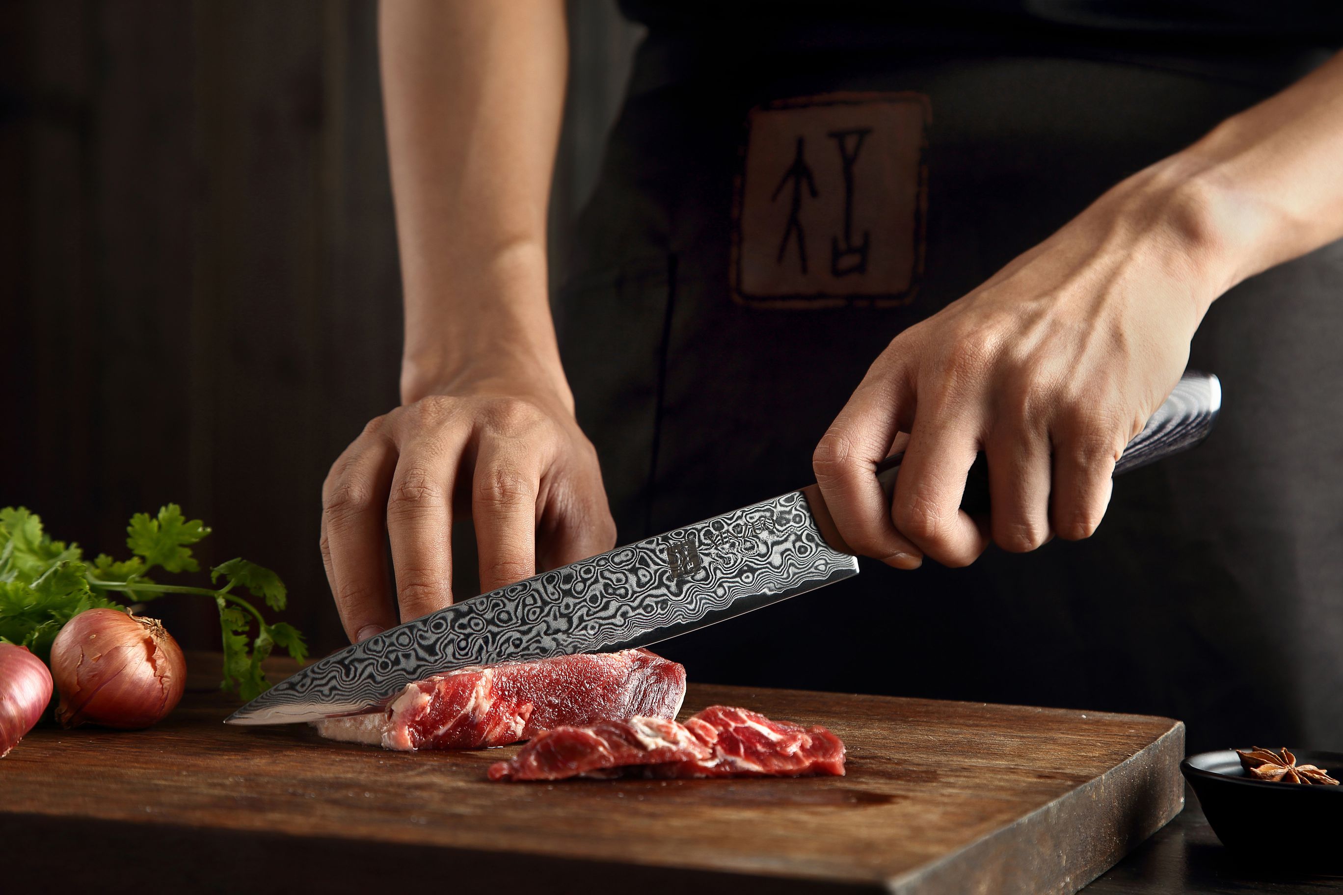 Schneiden mit dem Fleischmesser XinZuo Ya B20