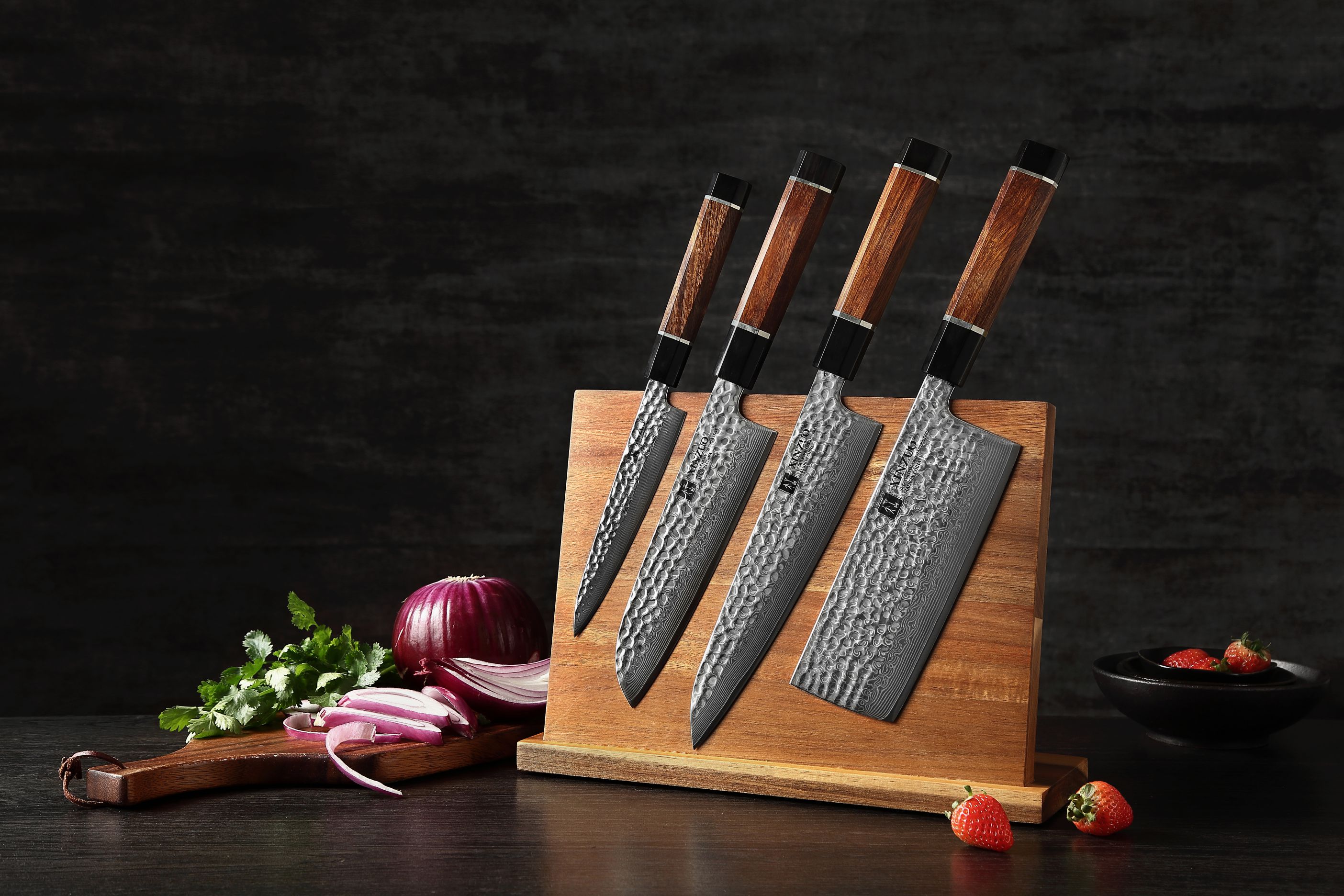Messerset XinZuo PM8 mit Magnet-Messerblock